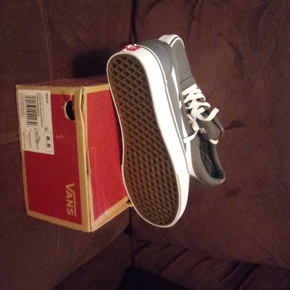 Sneakers - Picture 3 of 3